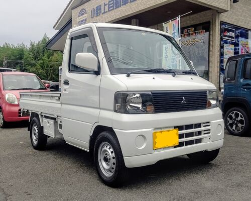 CENTER_0001_BURST20201022065424216_COVER~3